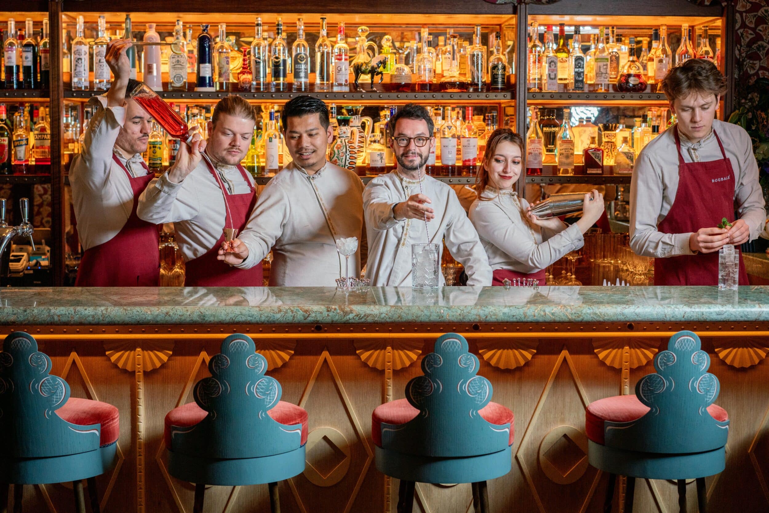 L'équipe de barmen au Boubalé