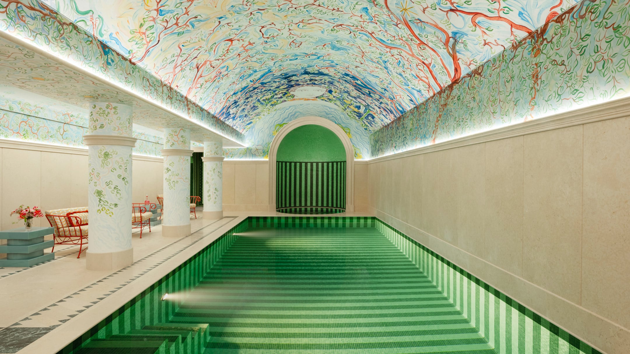 Piscine de l'hôtel Grand Mazarin